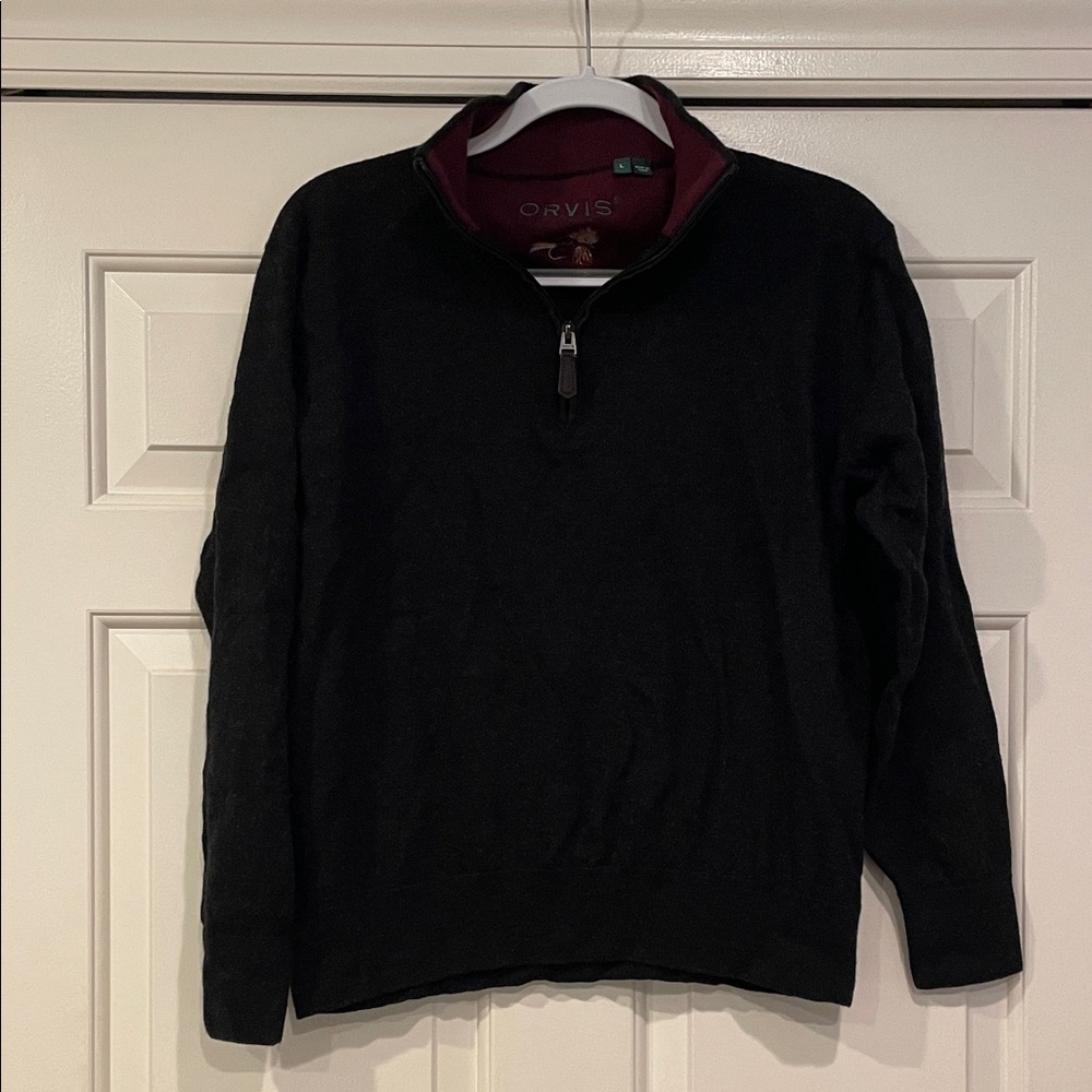 Orvis Dark Grey Quarter-Zip Sweater with Burgundy Collar